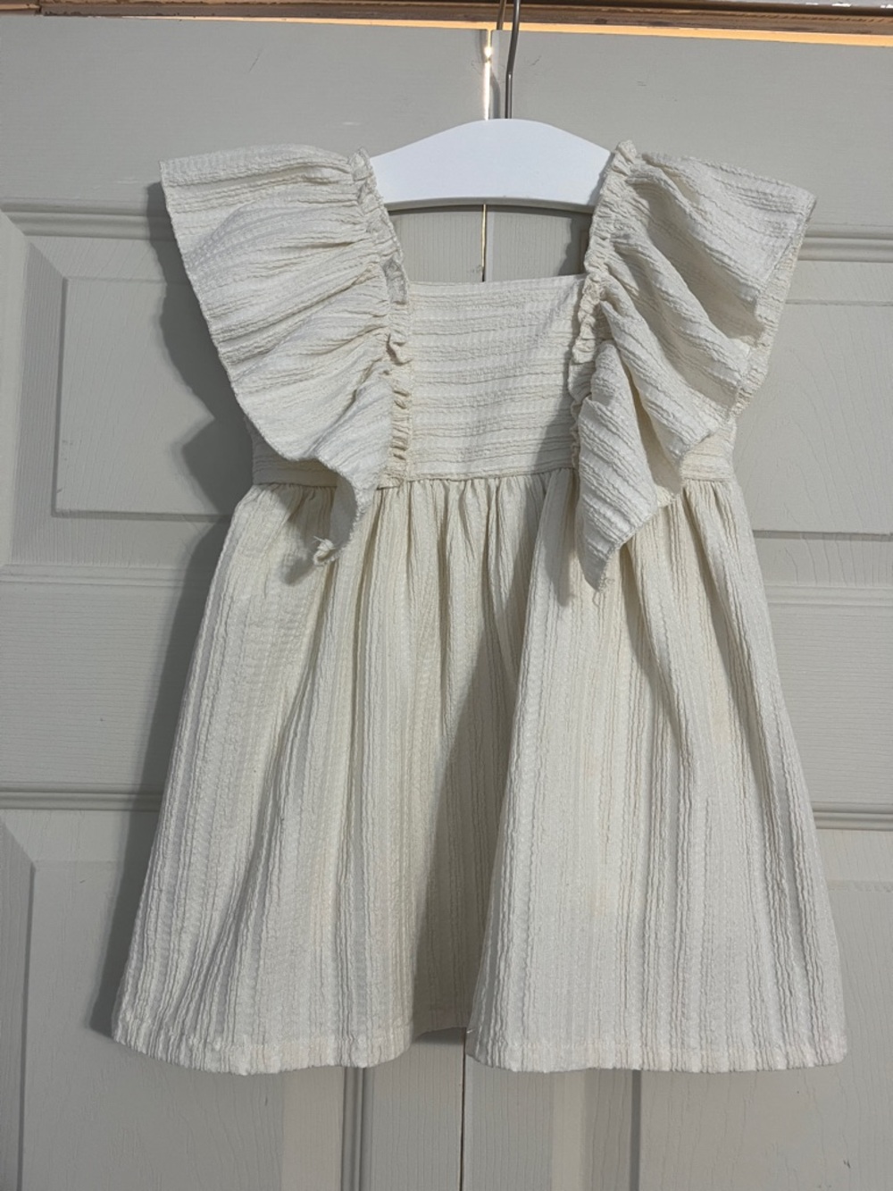 Zara Cream Textured Ruffle-Sleeve Dress
